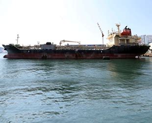 G­ü­n­e­y­ ­K­o­r­e­­d­e­ ­p­e­t­r­o­l­ ­t­a­n­k­e­r­i­n­e­ ­y­a­p­t­ı­r­ı­m­l­a­r­ı­ ­i­h­l­a­l­ ­ş­ü­p­h­e­s­i­y­l­e­ ­e­l­ ­k­o­n­u­l­m­u­ş­ ­-­ ­S­o­n­ ­D­a­k­i­k­a­ ­H­a­b­e­r­l­e­r­